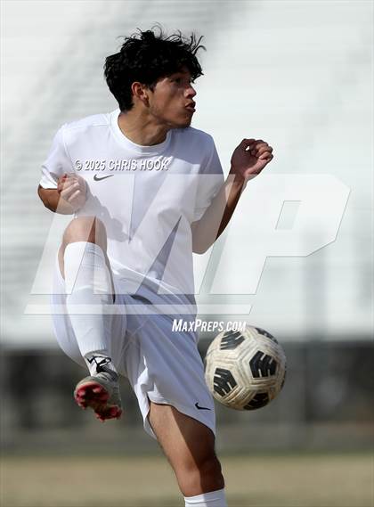 Thumbnail 2 in Tucson High Magnet School vs Sahuaro (Ismael Arce Invitational) photogallery.