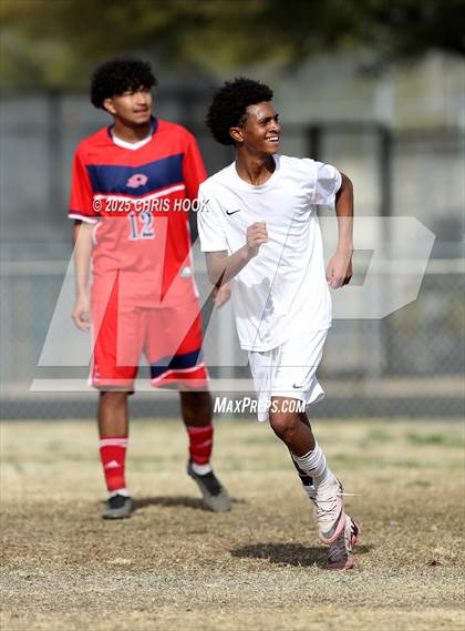 Thumbnail 3 in Tucson High Magnet School vs Sahuaro (Ismael Arce Invitational) photogallery.