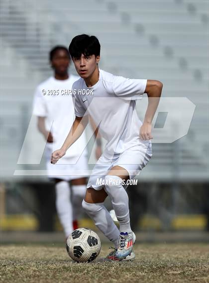 Thumbnail 2 in Tucson High Magnet School vs Sahuaro (Ismael Arce Invitational) photogallery.