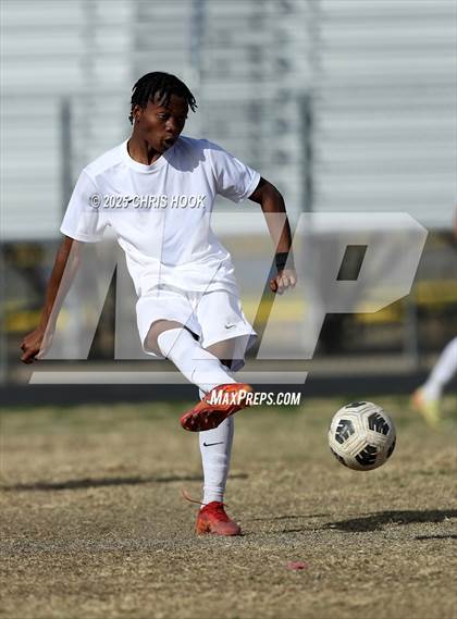 Thumbnail 1 in Tucson High Magnet School vs Sahuaro (Ismael Arce Invitational) photogallery.