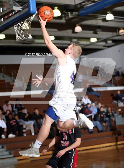 Thumbnail 1 in Lincoln vs. Grand Island (HAC Tournament) photogallery.