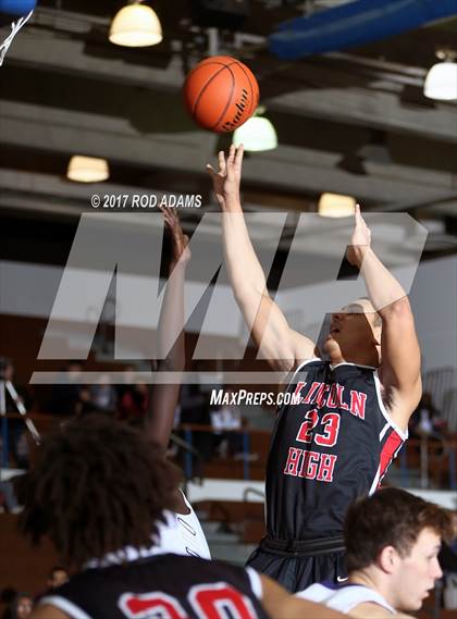 Thumbnail 2 in Lincoln vs. Grand Island (HAC Tournament) photogallery.