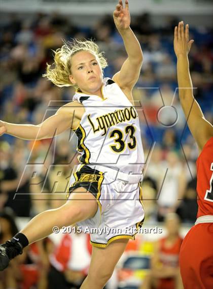 Thumbnail 2 in Cleveland vs. Lynnwood (WIAA 3A State) photogallery.