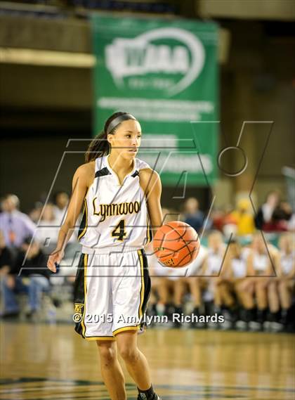 Thumbnail 2 in Cleveland vs. Lynnwood (WIAA 3A State) photogallery.