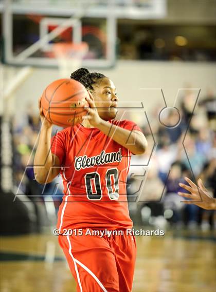 Thumbnail 2 in Cleveland vs. Lynnwood (WIAA 3A State) photogallery.