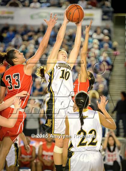 Thumbnail 1 in Cleveland vs. Lynnwood (WIAA 3A State) photogallery.