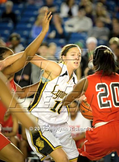 Thumbnail 1 in Cleveland vs. Lynnwood (WIAA 3A State) photogallery.