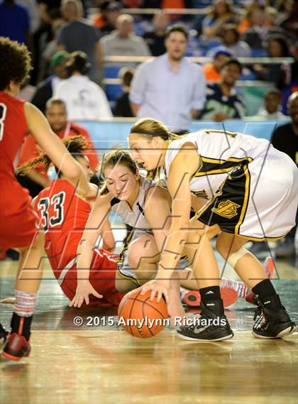 Thumbnail 1 in Cleveland vs. Lynnwood (WIAA 3A State) photogallery.