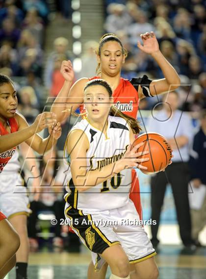 Thumbnail 1 in Cleveland vs. Lynnwood (WIAA 3A State) photogallery.