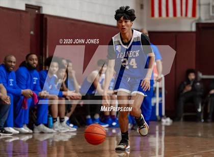 Thumbnail 2 in Pascack Valley vs Teaneck (Bergen Invitational) photogallery.
