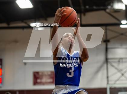 Thumbnail 3 in Pascack Valley vs Teaneck (Bergen Invitational) photogallery.