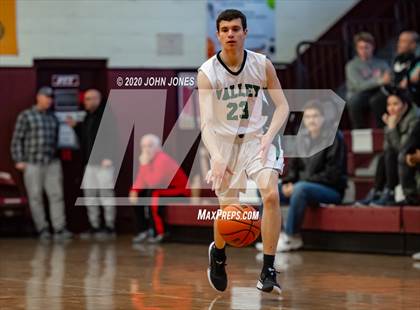 Thumbnail 3 in Pascack Valley vs Teaneck (Bergen Invitational) photogallery.