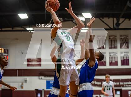 Thumbnail 1 in Pascack Valley vs Teaneck (Bergen Invitational) photogallery.