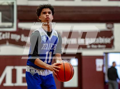 Thumbnail 2 in Pascack Valley vs Teaneck (Bergen Invitational) photogallery.