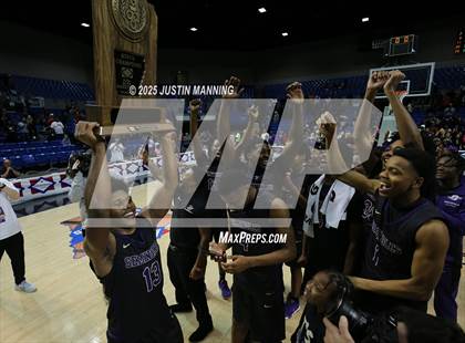 Thumbnail 1 in Osceola vs. Melbourne (AAA 3A State Final) photogallery.