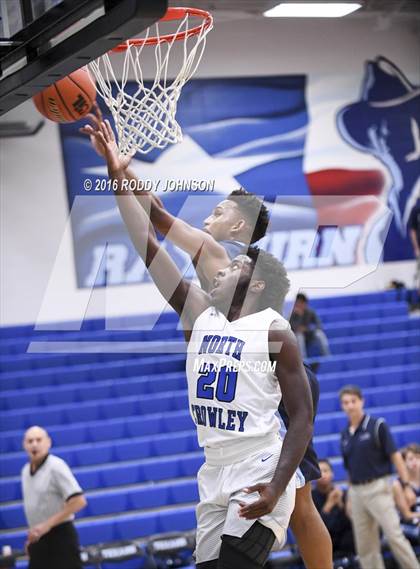 Thumbnail 3 in North Crowley vs. Kingwood (McDonald's Texas Invitational) photogallery.