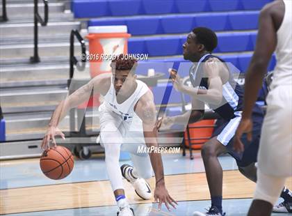 Thumbnail 1 in North Crowley vs. Kingwood (McDonald's Texas Invitational) photogallery.