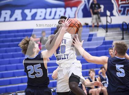 Thumbnail 2 in North Crowley vs. Kingwood (McDonald's Texas Invitational) photogallery.