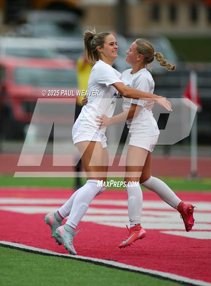 Thumbnail 2 in Lewisburg vs Bloomsburg (PIAA D4 2A First Round) photogallery.