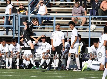 Thumbnail 3 in Lincoln vs. Rocky Mountain (CHSAA 5A District Playoffs) photogallery.