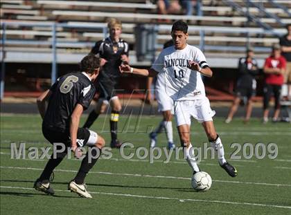 Thumbnail 3 in Lincoln vs. Rocky Mountain (CHSAA 5A District Playoffs) photogallery.