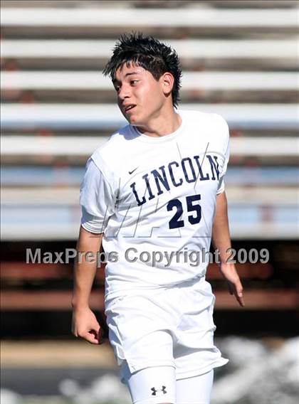 Thumbnail 3 in Lincoln vs. Rocky Mountain (CHSAA 5A District Playoffs) photogallery.