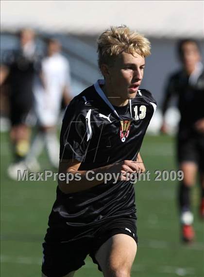 Thumbnail 2 in Lincoln vs. Rocky Mountain (CHSAA 5A District Playoffs) photogallery.