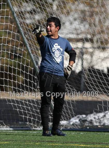 Thumbnail 1 in Lincoln vs. Rocky Mountain (CHSAA 5A District Playoffs) photogallery.