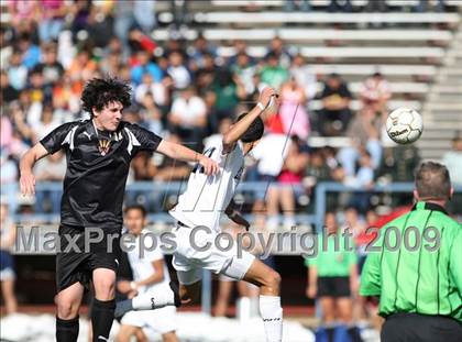 Thumbnail 2 in Lincoln vs. Rocky Mountain (CHSAA 5A District Playoffs) photogallery.