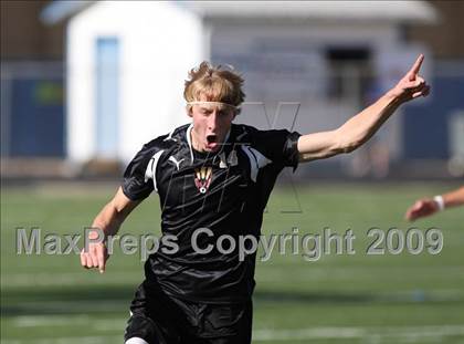 Thumbnail 1 in Lincoln vs. Rocky Mountain (CHSAA 5A District Playoffs) photogallery.