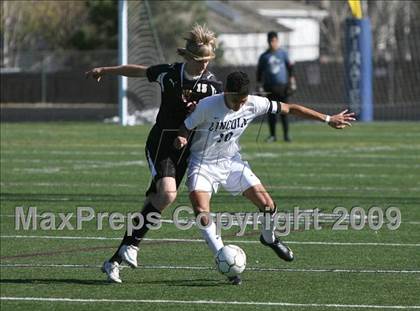 Thumbnail 3 in Lincoln vs. Rocky Mountain (CHSAA 5A District Playoffs) photogallery.