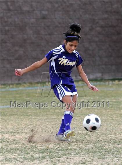 Thumbnail 3 in Sunrise Mountainvs Liberty (Las Vegas Kickoff) photogallery.