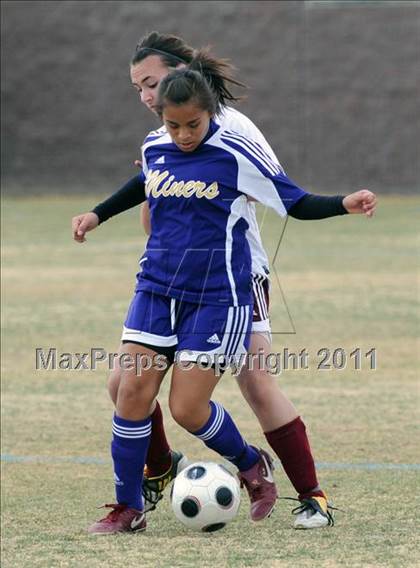 Thumbnail 2 in Sunrise Mountainvs Liberty (Las Vegas Kickoff) photogallery.