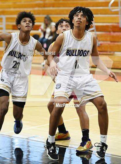 Thumbnail 2 in Barstow vs. Golden Valley photogallery.