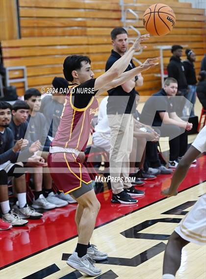 Thumbnail 1 in Barstow vs. Golden Valley photogallery.