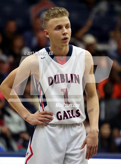 Thumbnail 2 in Dublin vs. De La Salle (CIF NCS D1 Final) photogallery.