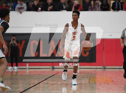 Thumbnail 2 in Poly vs. Foothills Christian (Torrey Pines Holiday Classic) photogallery.