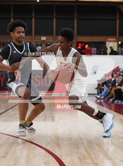 Thumbnail 1 in Poly vs. Foothills Christian (Torrey Pines Holiday Classic) photogallery.