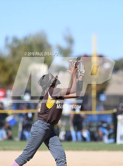 Thumbnail 2 in Valor Christian vs. Thomas Jefferson (CHSAA 4A Round1) photogallery.