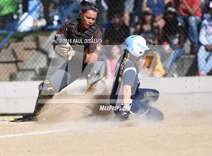 Thumbnail 1 in Valor Christian vs. Thomas Jefferson (CHSAA 4A Round1) photogallery.