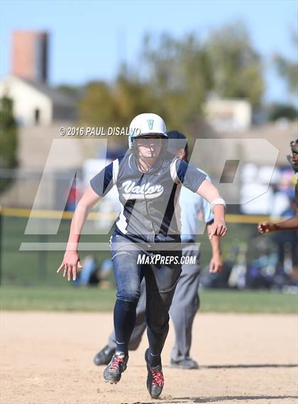Thumbnail 2 in Valor Christian vs. Thomas Jefferson (CHSAA 4A Round1) photogallery.
