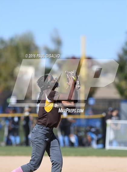 Thumbnail 3 in Valor Christian vs. Thomas Jefferson (CHSAA 4A Round1) photogallery.