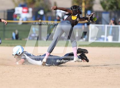 Thumbnail 1 in Valor Christian vs. Thomas Jefferson (CHSAA 4A Round1) photogallery.