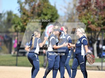 Thumbnail 2 in Valor Christian vs. Thomas Jefferson (CHSAA 4A Round1) photogallery.