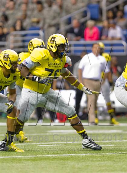 Thumbnail 1 in U.S. Army All-American Bowl photogallery.