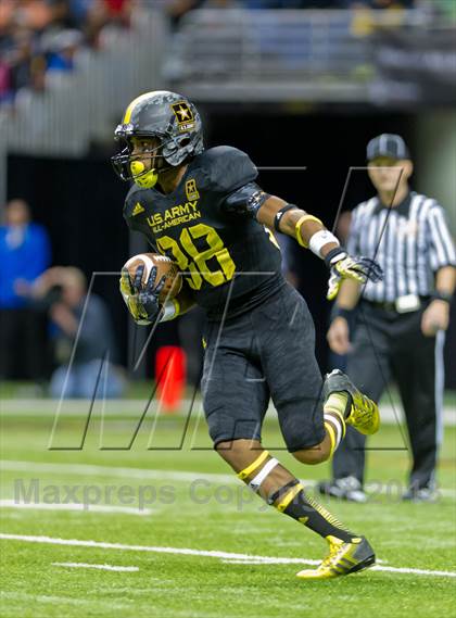 Thumbnail 2 in U.S. Army All-American Bowl photogallery.