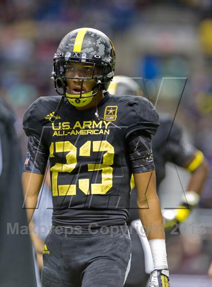 Thumbnail 2 in U.S. Army All-American Bowl photogallery.
