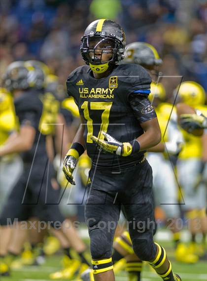 Thumbnail 1 in U.S. Army All-American Bowl photogallery.