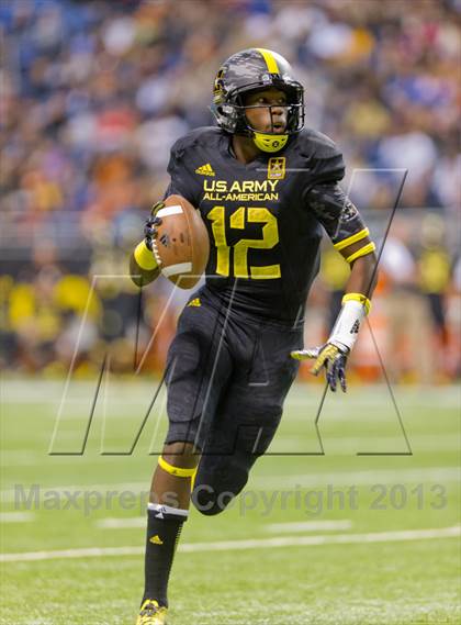 Thumbnail 3 in U.S. Army All-American Bowl photogallery.