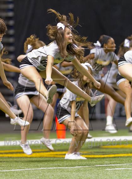Thumbnail 2 in U.S. Army All-American Bowl photogallery.